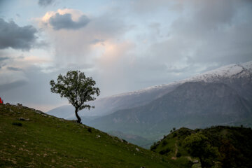 Le village touristique de Zaras en Iran ; Un joyau au coeur des montagnes de Zagros