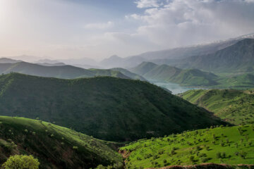 Le village touristique de Zaras en Iran ; Un joyau au coeur des montagnes de Zagros