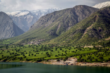 دهکده توریستی زراس