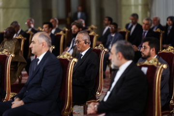 Rencontre entre le président Raïssi et les envoyés des pays islamiques