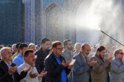 Eid al-Adha-Gebet im heiligen Schrein von Imam Reza