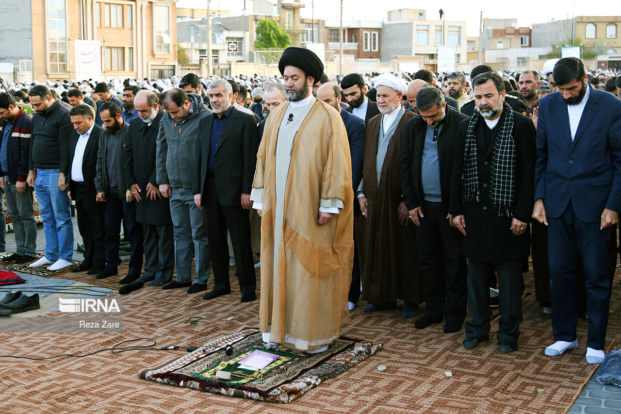 نماز عید سعید فطر در استان اردبیل اقامه شد