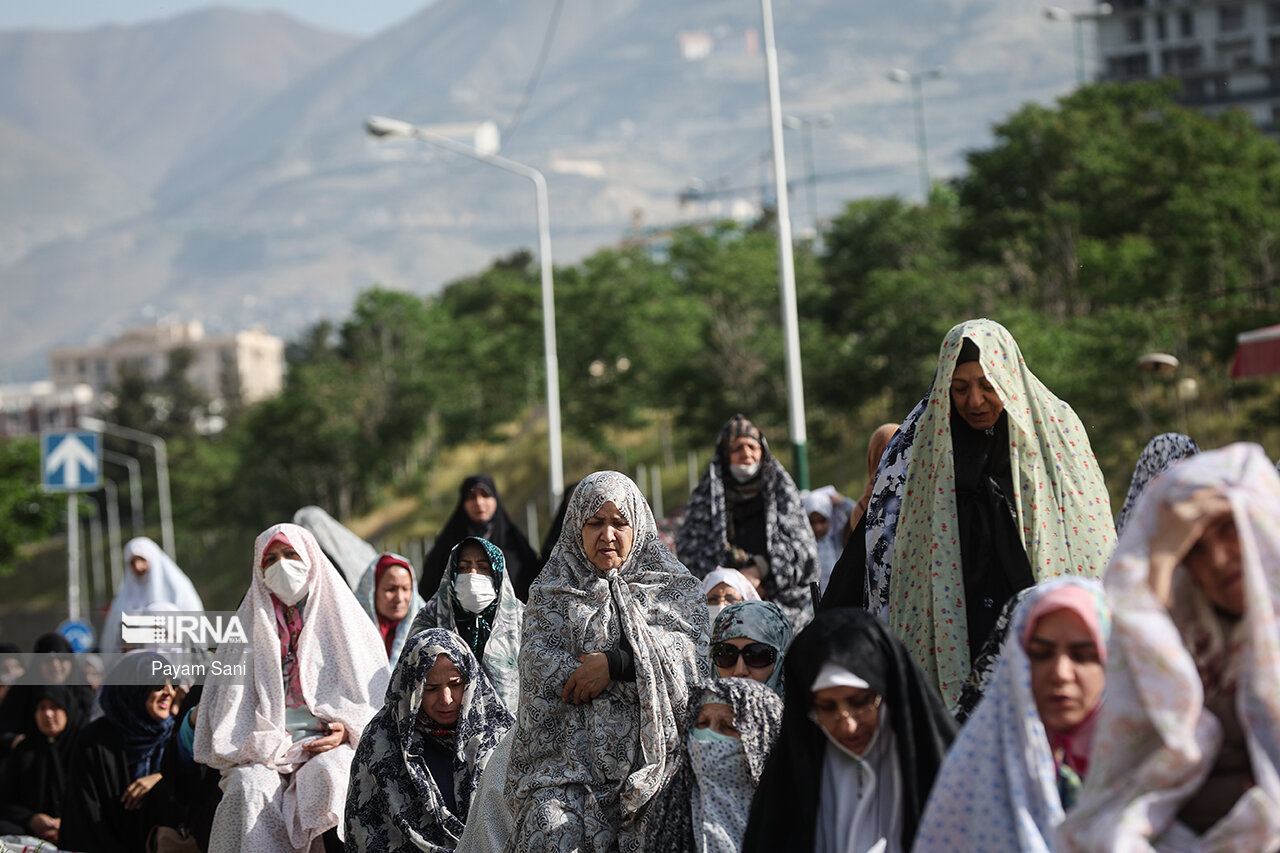 اقامه نماز عید فطر در شهرک اکباتان