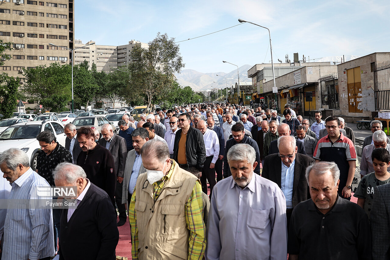 اقامه نماز عید فطر در شهرک اکباتان