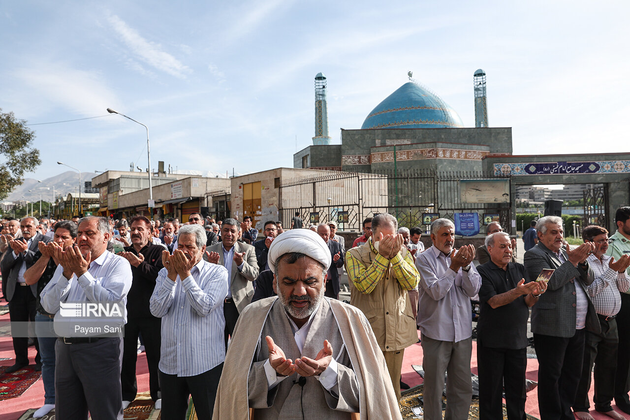 اقامه نماز عید فطر در شهرک اکباتان