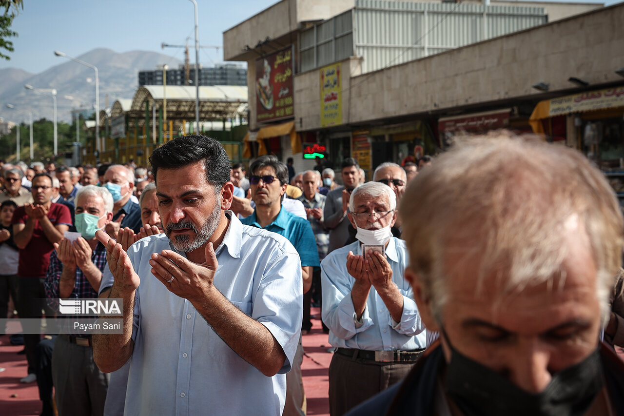 اقامه نماز عید فطر در شهرک اکباتان