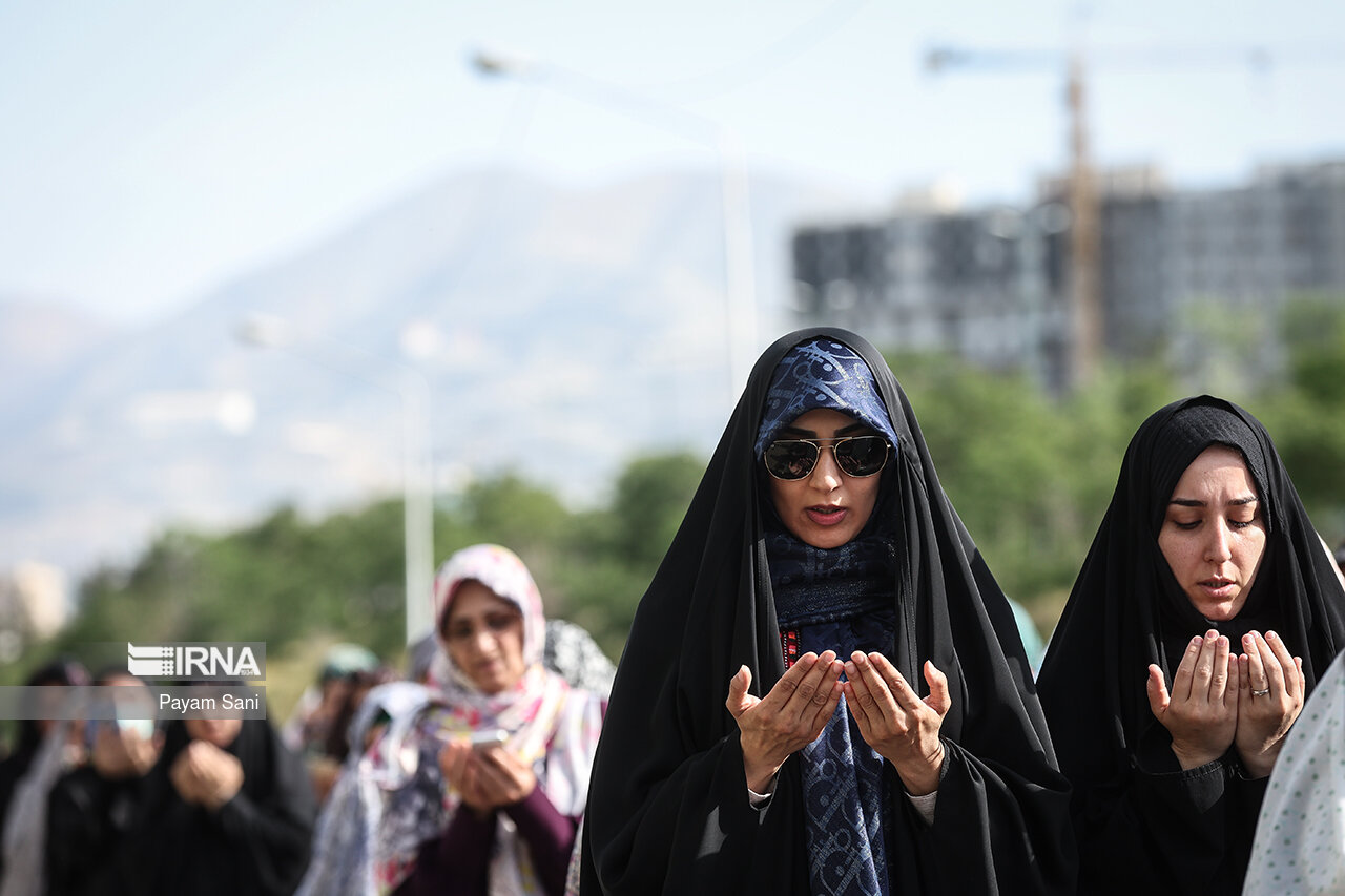 اقامه نماز عید فطر در شهرک اکباتان
