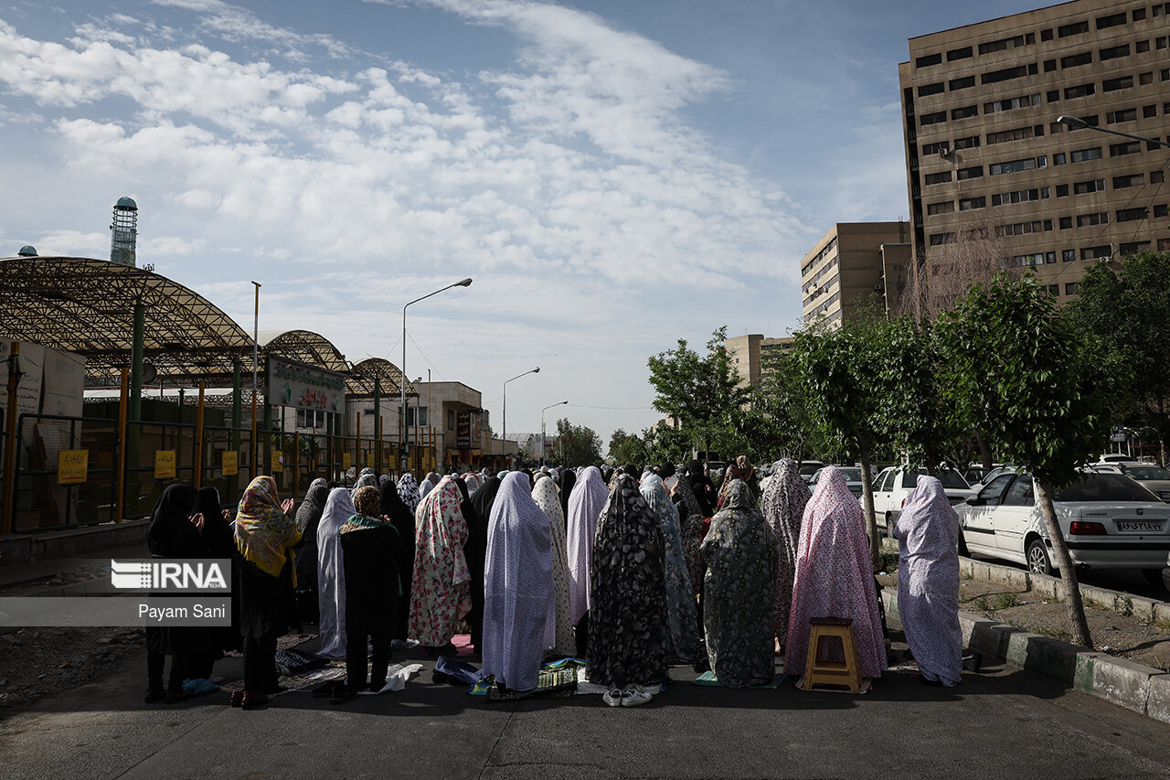 اقامه نماز عید فطر در شهرک اکباتان