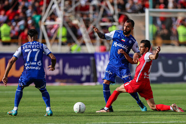 چرا برد حق پرسپولیسیها بود؟/ تحقیر استقلال به دست ساپینتو