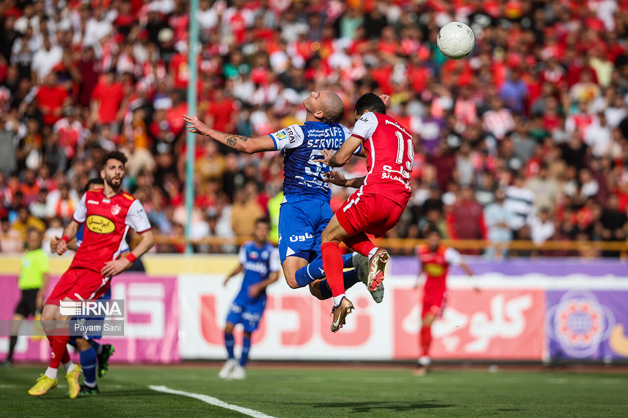 پاسخ پرسپولیس به استقلال: «به‌دنبال جنگ روانی و فشار به فدراسیون هستند»