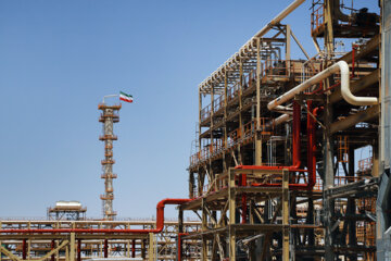 تکمیل ۲۸.۵ میلیارد دلار طرح‌های ناتمام نفت‌وگاز در دولت شهید رئیسی