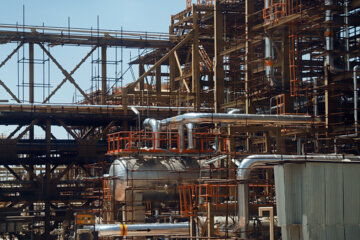 La raffinerie de gaz du golfe Persique Hoveyzeh a été inaugurée en présence du président Raïssi 