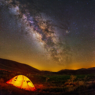 هتل میلیون ستاره ای (این روزها ترجیح گردشگران و طبیعت گردان کمپ در مکان های بکر است و چه جایی بهتر از فضای مشرف به کهکشان راه شیری)