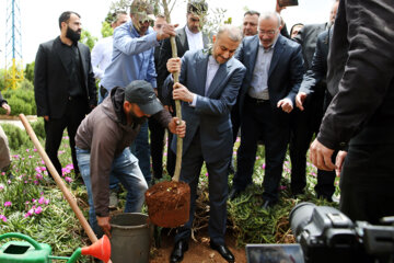 حضور وزیر خارجه ایران در نقطه صفر مرزی با سرزمین های اشغالی 