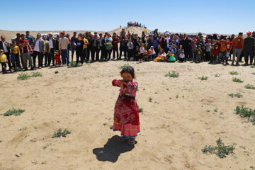 Iran : fête nomade « Qara Oghlanlou » à Zanjan au nord-ouest le vendredi 28 avril 2023 (Photo : Bahrâm Bayât)