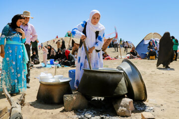 Iran : fête nomade « Qara Oghlanlou » à Zanjan au nord-ouest le vendredi 28 avril 2023 (Photo : Bahrâm Bayât)