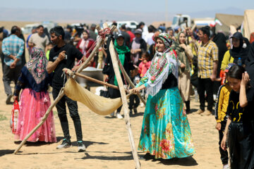 Iran : fête nomade « Qara Oghlanlou » à Zanjan au nord-ouest le vendredi 28 avril 2023 (Photo : Bahrâm Bayât)