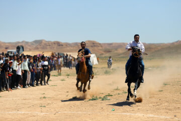 Iran : fête nomade « Qara Oghlanlou » à Zanjan au nord-ouest le vendredi 28 avril 2023 (Photo : Bahrâm Bayât)