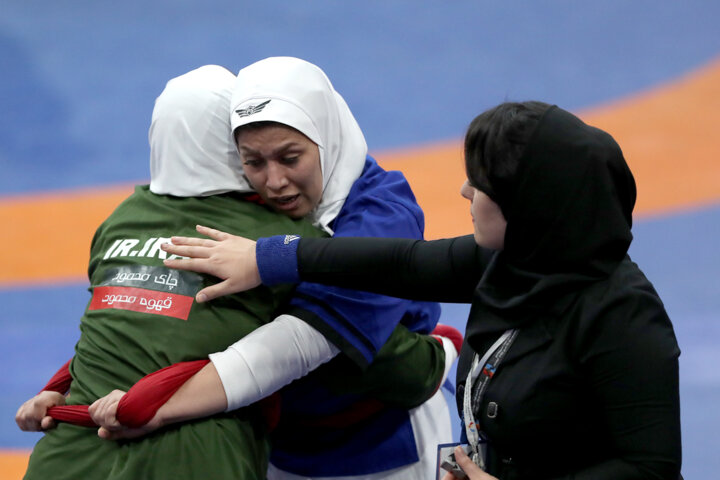 سرمربی کشتی آلیش بانوان: استقبال از این رشته 2 برابر وزنهبرداری است 2