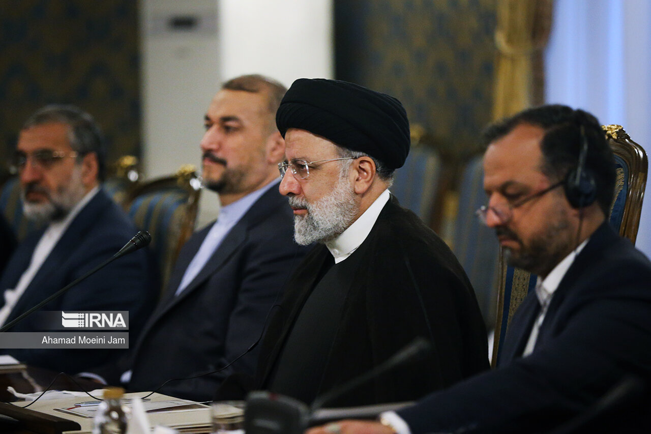مذاکرات دوجانبه رئیسان جمهور ایران و عراق