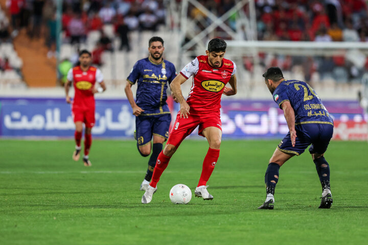 پرسپولیس نزدیکتر به رویای دوگانه؛ جشن پنجمین پیروزی پیاپی شاگردان گلمحمدی با طعم صعود