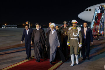 Après une visite de deux journées, l’ayatollah Raïssi quitte Damas pour Téhéran