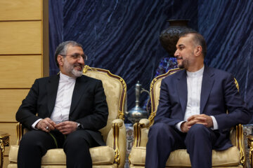 Après une visite de deux journées, l’ayatollah Raïssi quitte Damas pour Téhéran