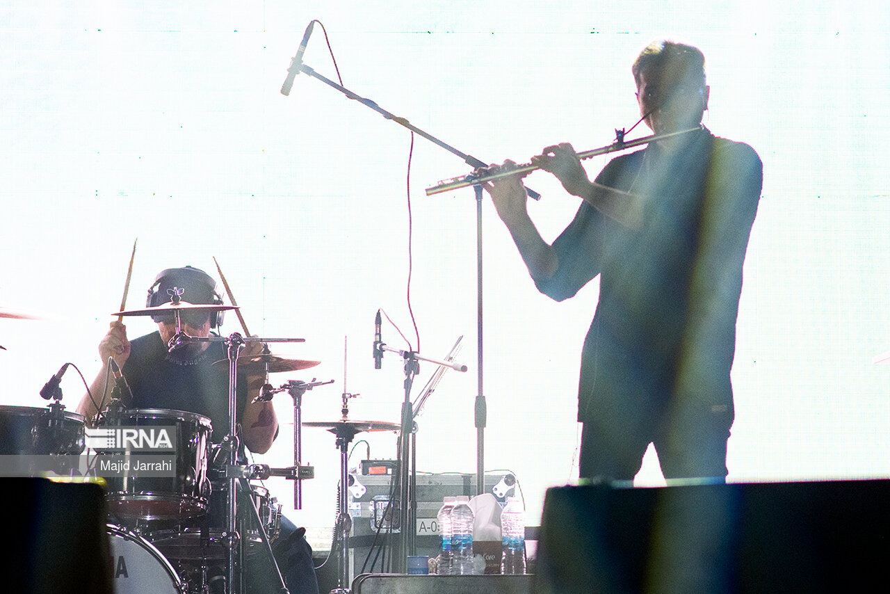 تمایل بیشتر به موسیقی «رپ» به معنای مجازبودنش نیست/ جریان‌های مالی ناسالم فشار می‌آورند