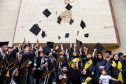 Abschlussfeier von ausländischen Studenten im Iran
