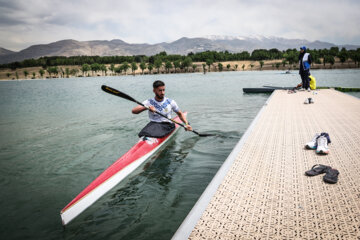 League iranienne d'aviron en eaux calmes à Téhéran