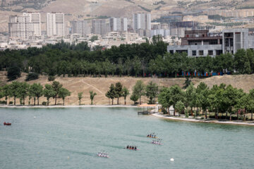 League iranienne d'aviron en eaux calmes à Téhéran