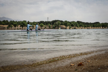 League iranienne d'aviron en eaux calmes à Téhéran