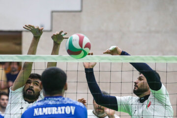 La selección iraní de voleibol sentado se impone a Kazajstán 
