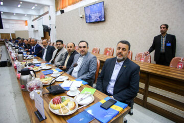 نشست کمیسیون آموزش مجلس با وزیر علوم