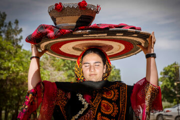 جشنواره بهاری بازیهای بومی محلی در خرم اباد