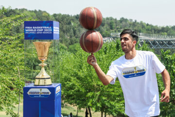 Presentado en Teherán el trofeo de la Copa Mundial de Baloncesto 2023 