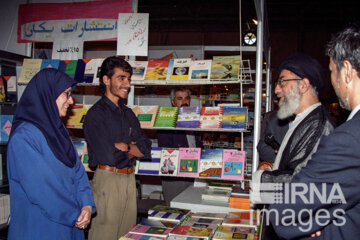 Visite du leader de la Foire internationale du livre de Téhéran: retour en archives 