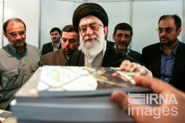 Visite du leader de la Foire internationale du livre de Téhéran: retour en archives 