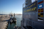İran Filosu Umman Salalah Limanı’na Demirledi