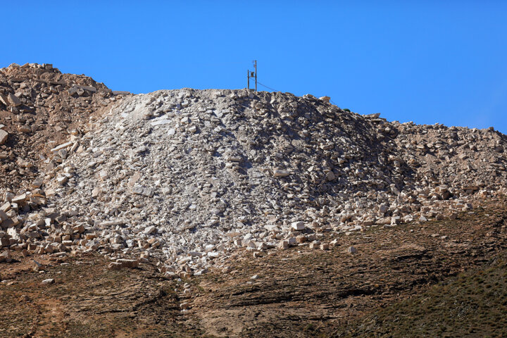 نگین حاشیه کویر، بهشت معدنداران