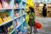 کتاب‌های کودک و نوجوان در آذر ماه ۳۰ درصد بیشتر چاپ شد