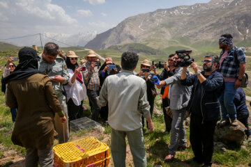 رهاسازی پرندگان در پارک ملی لار