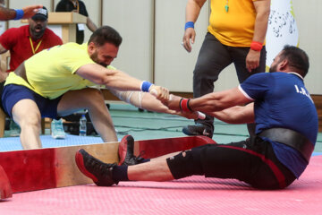 Les Championnats d’Iran de Mas Wrestling