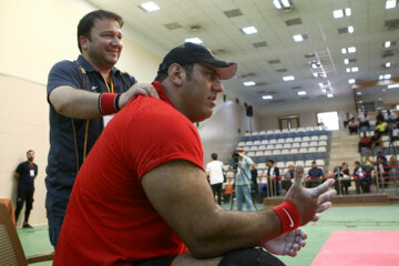 Les Championnats d’Iran de Mas Wrestling