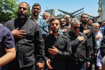 Teherán de luto por el aniversario del martirio del Imam Sadeq (P)

