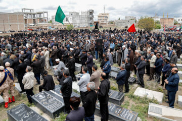 Funeral por el mártir Safar Rayabi
