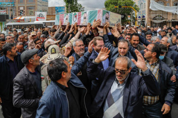 Funeral por el mártir Safar Rayabi
