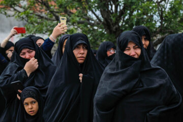 Funeral por el mártir Safar Rayabi
