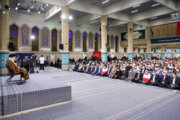 امور حج کے منتظمین اور کارگزاروں کی رہبر انقلاب اسلامی سے ملاقات کے مناظر

