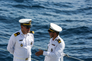 ناو تمام ایرانی دنا